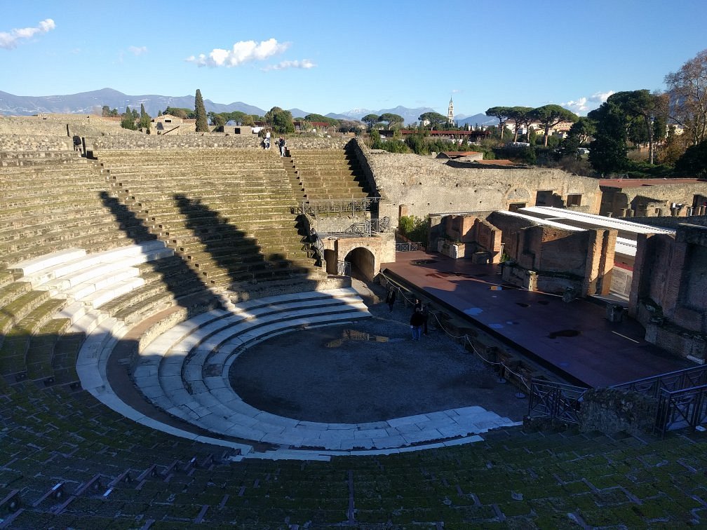 Teatro Grande, Pompeii