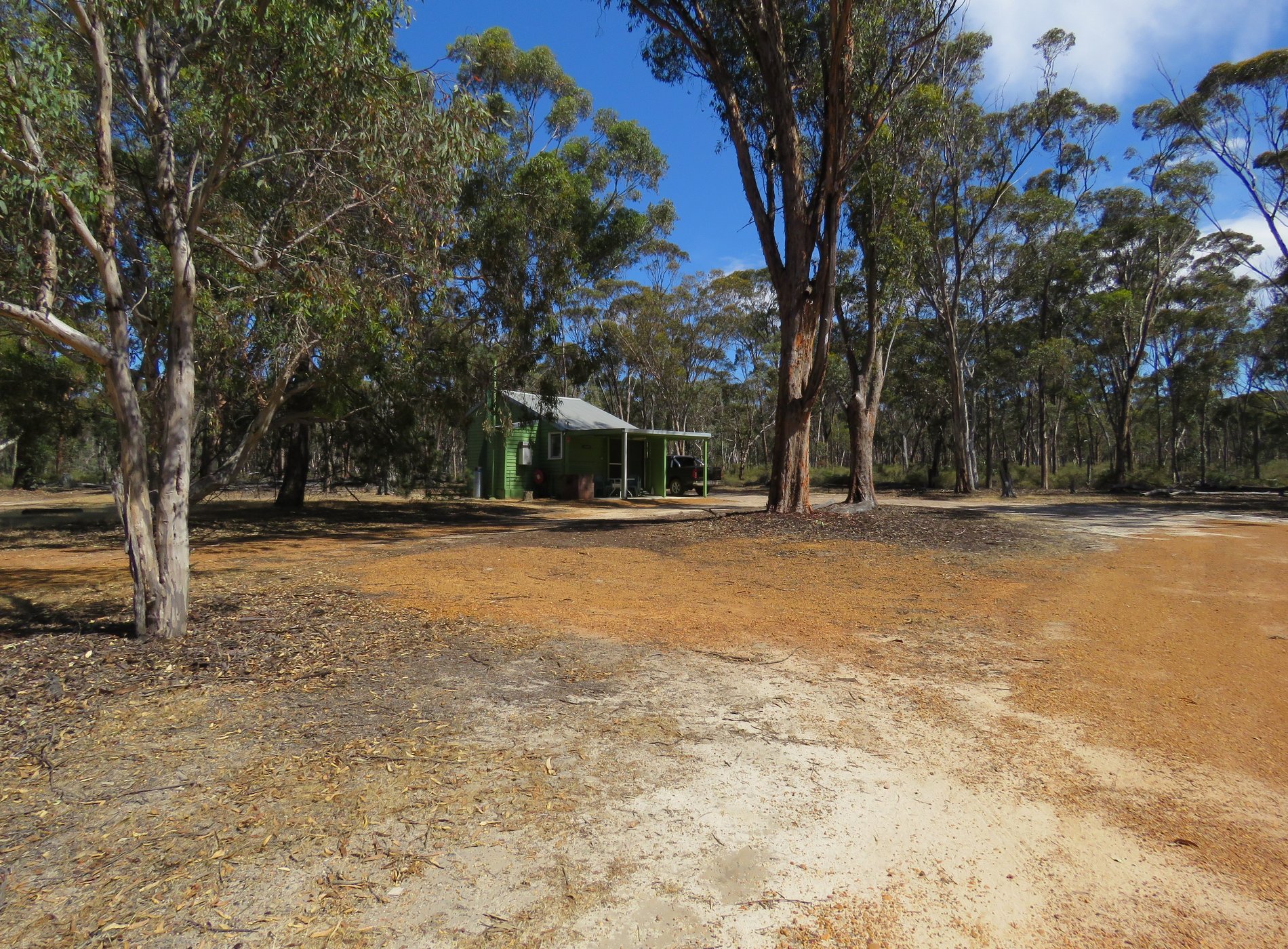Lions Dryandra Woodland Village by null
