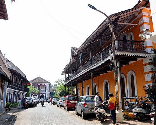 You can try over 50 teas at this place in Panjim