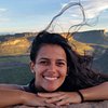 Thays Oliveira