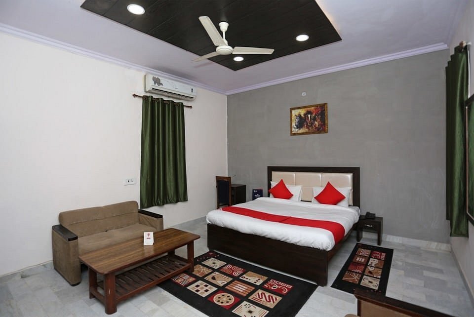 OYO 13852 Hotel Maharana Palace, hotel in Mathura
