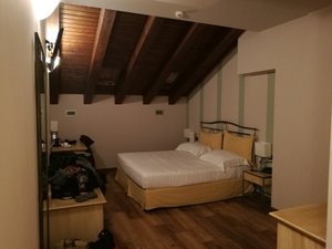 Kamar & Suite