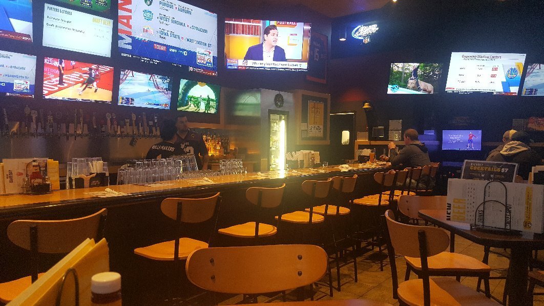 Big League Sports Bar & Grill - Lafayette, IN