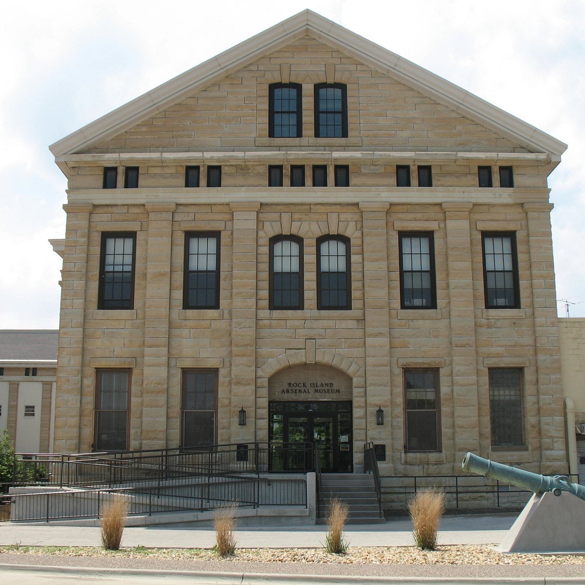 Rock museum. Rock Island Arsenal.