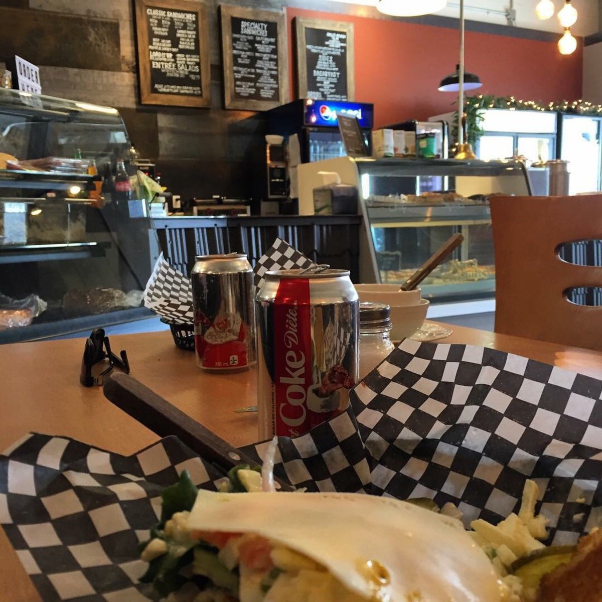 KING'S DELI MARKET & EATERY, Winkler - Restaurant Reviews, Photos ...