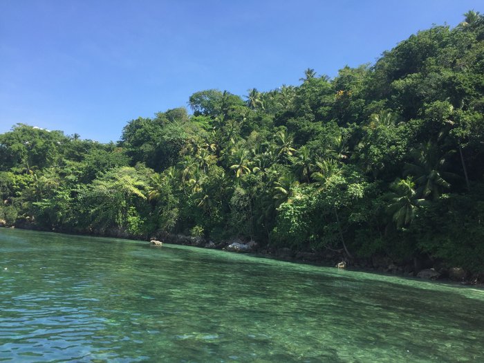 SAMAL ISLAND HUTS - Inn Reviews (Davao)