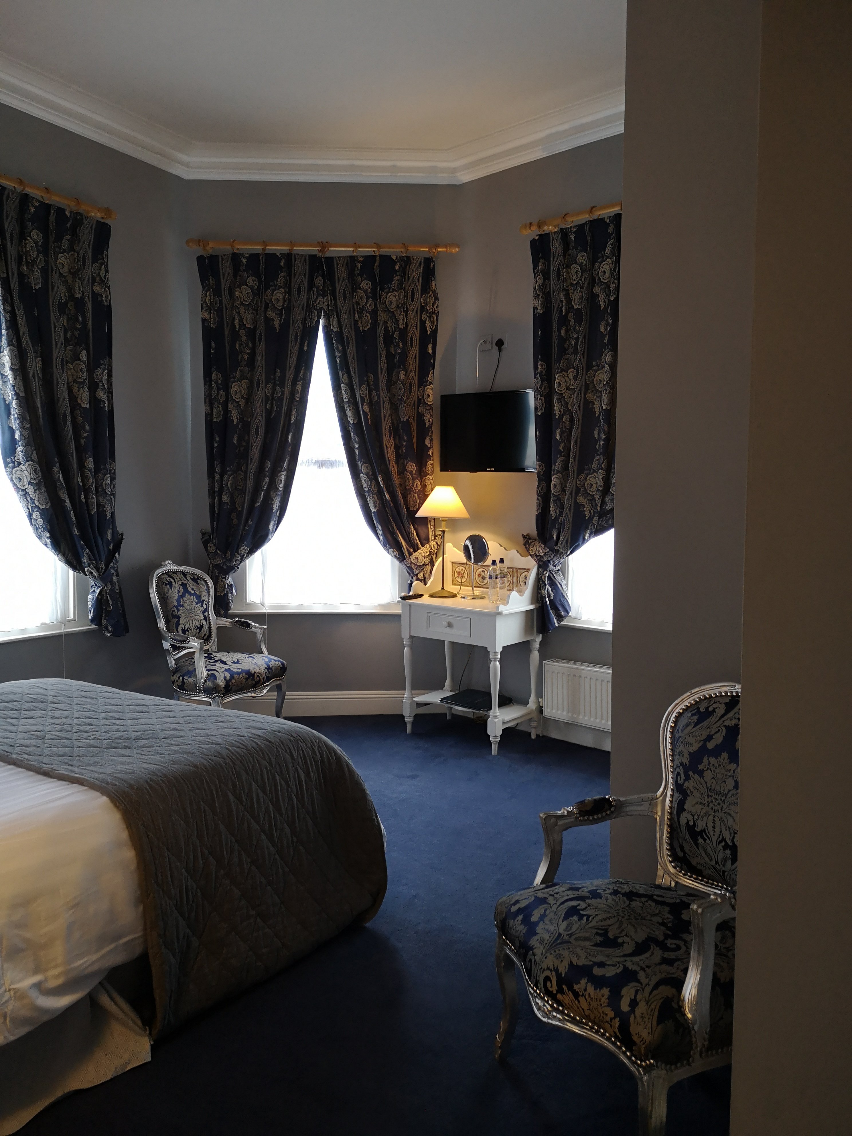 O'Neills Townhouse Rooms: Pictures & Reviews - Tripadvisor