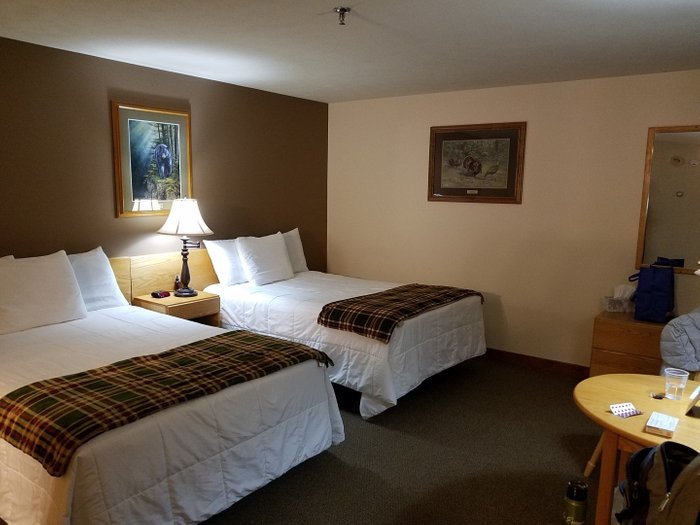 SPILLOVER MOTEL - Updated 2024 Prices & Reviews (Stratton, Maine)