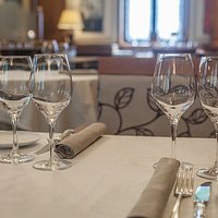 Une table sobre et élégante