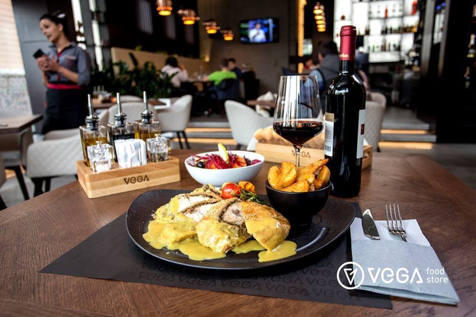 Vega Food Store, 크라구예바츠 - 레스토랑 리뷰 - 트립어드바이저