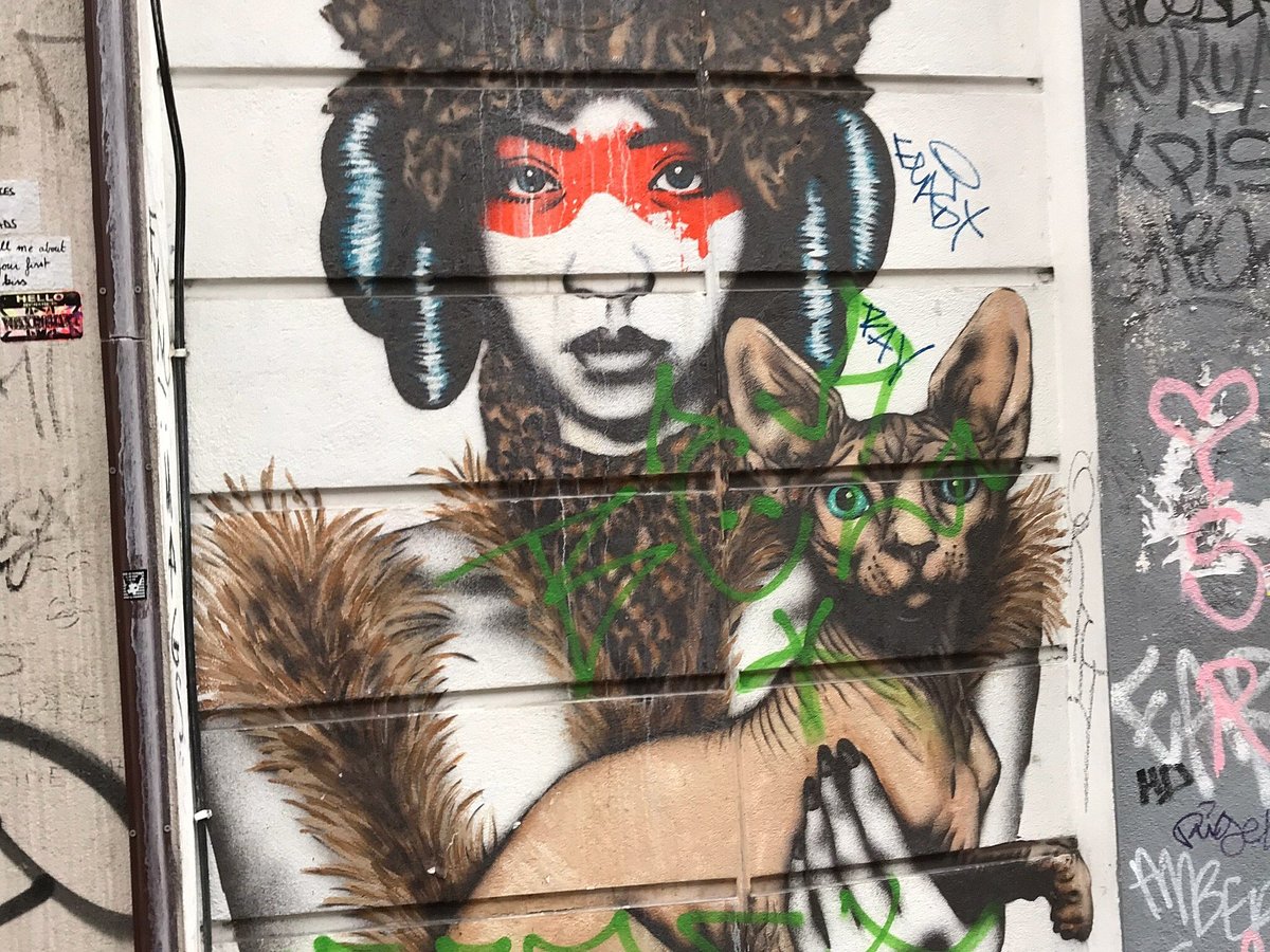 urban street art tours london