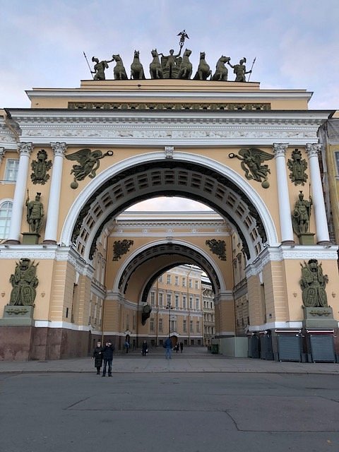 Маршруты прогулок по вечернему Петербургу