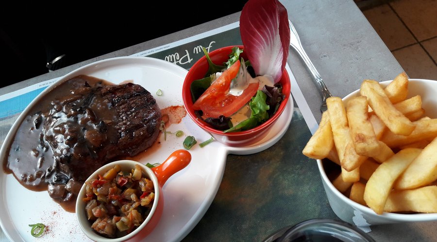 Steack de biche - frites