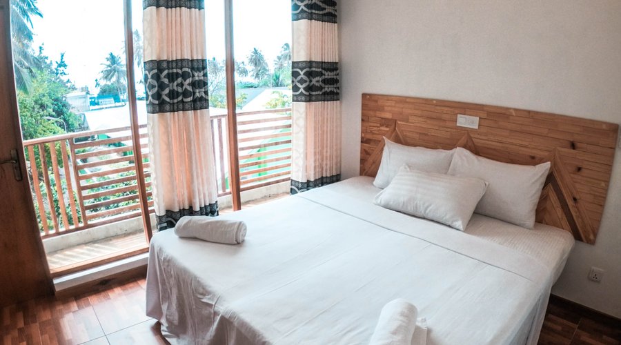 Deluxe double or twin room with sea view. 