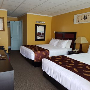 Double Room with Two Queen Beds