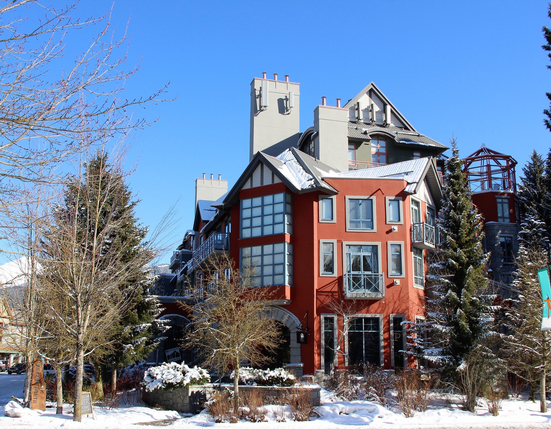 MountainView Accommodation, The Alpenglow Lodge Properties by null