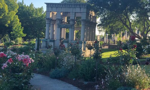 Kew Cemetery