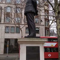 Bomber Harris Statue