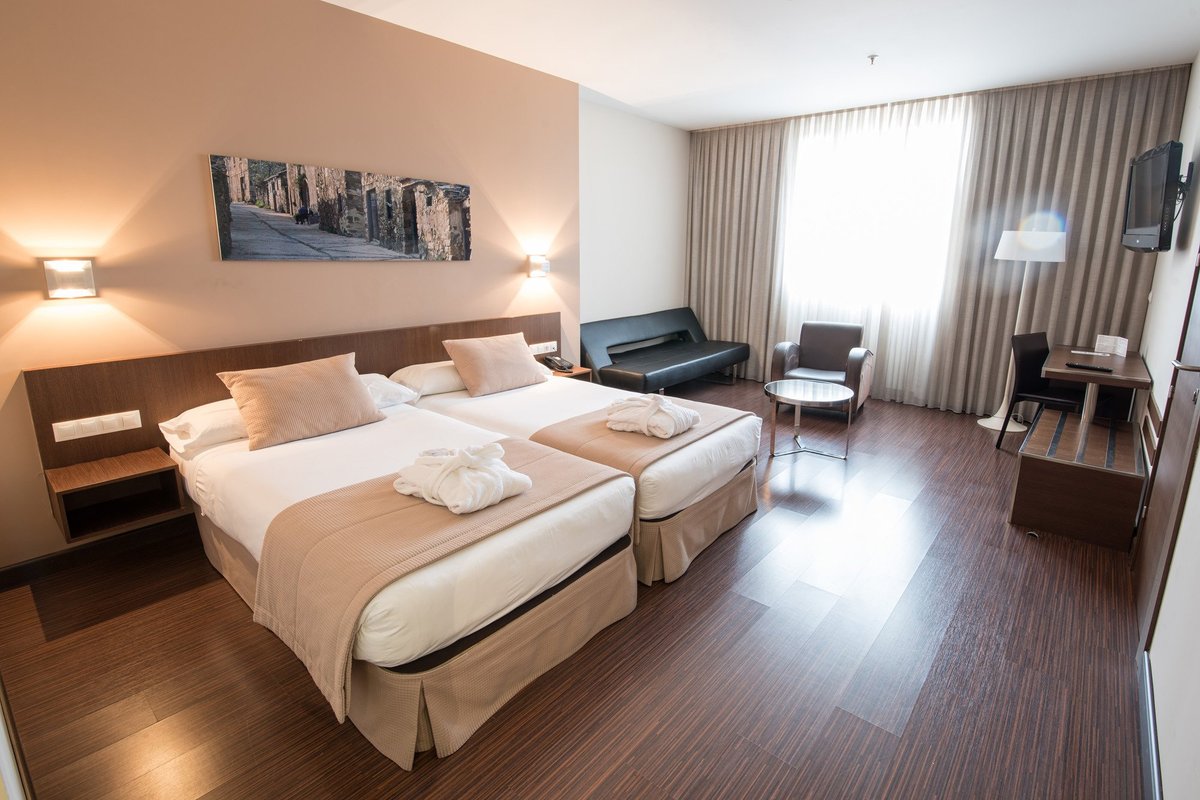 Hotel Abad San Antonio (León, Espagne) : tarifs 2022 mis à jour, 7 avis ...