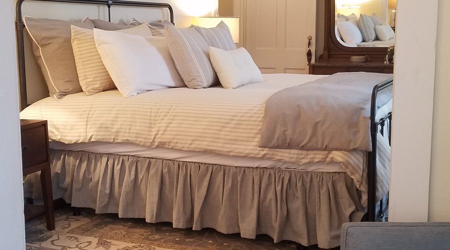 Lake View King Suite Lodge