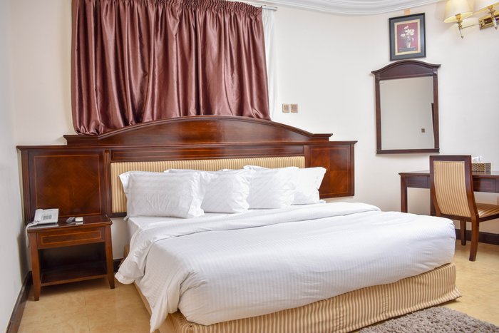 Sonia Hotel Rooms: Pictures & Reviews - Tripadvisor