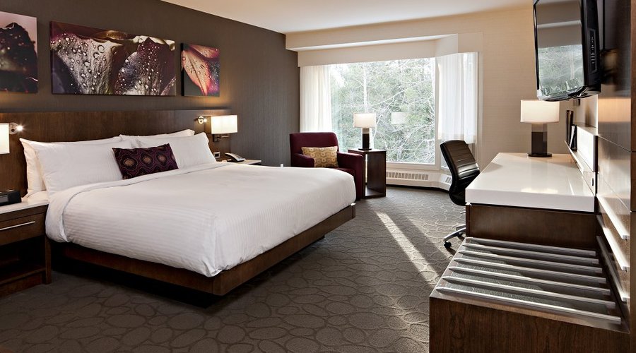 Crosswaters King Room