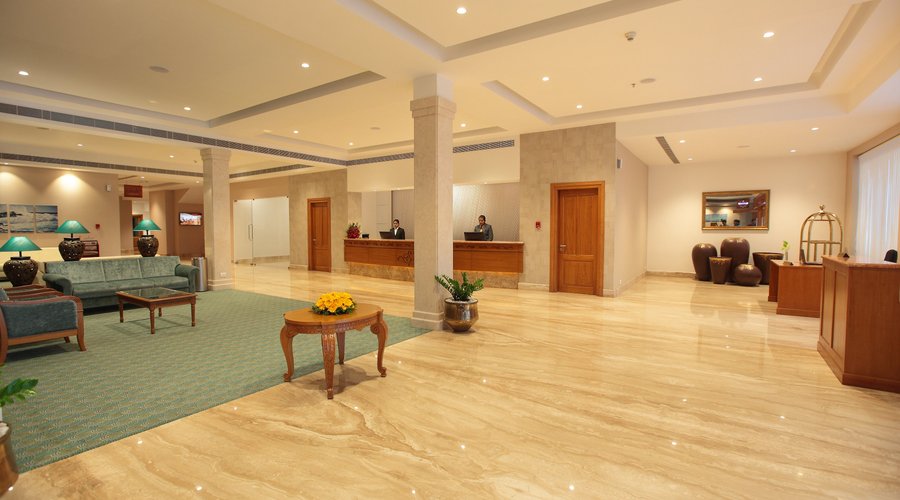 Monsoon Empress is a Luxury 5* Hotel, located on the NH Bypass in the Heart of Kochi