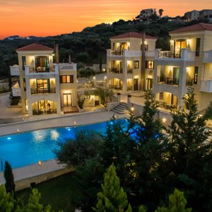 Casa Leone Suites waits to make your vacations unforgettable. 