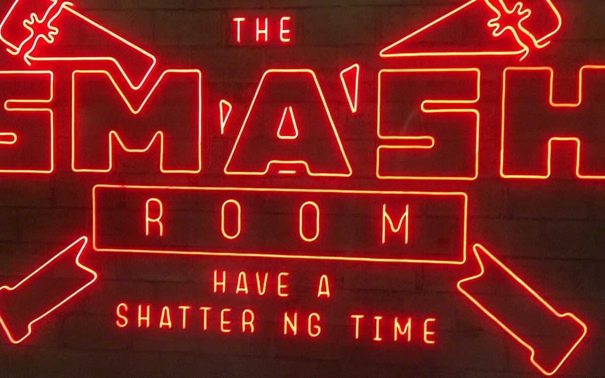 Smash room