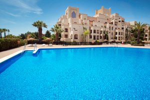 Piscina e praia