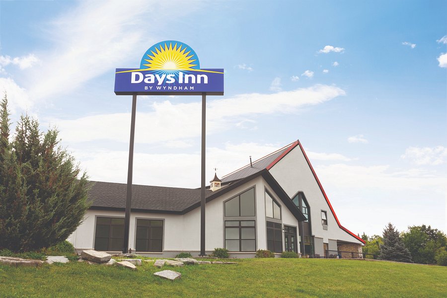 DAYS INN BY WYNDHAM KINGSTON (Canadá) - Opiniones y comparación de