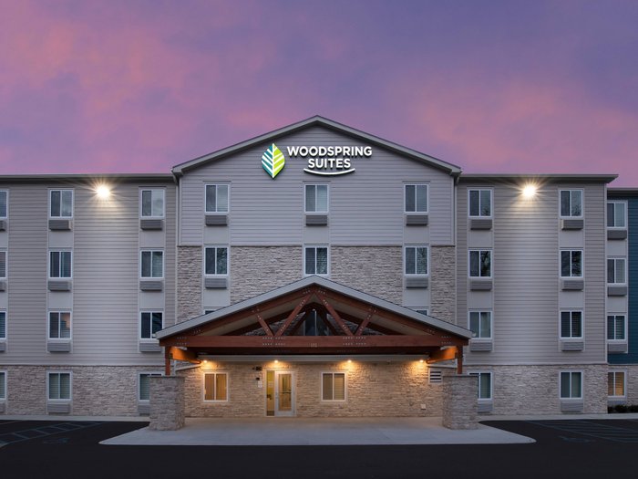 WOODSPRING SUITES LAKE JACKSON - Updated 2024 Prices, Reviews, and Photos