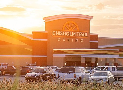 chisholm trail casino table games