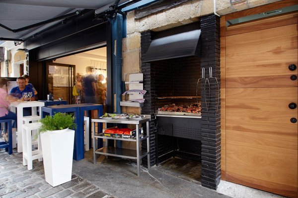 Amona Maria Delicatessen>