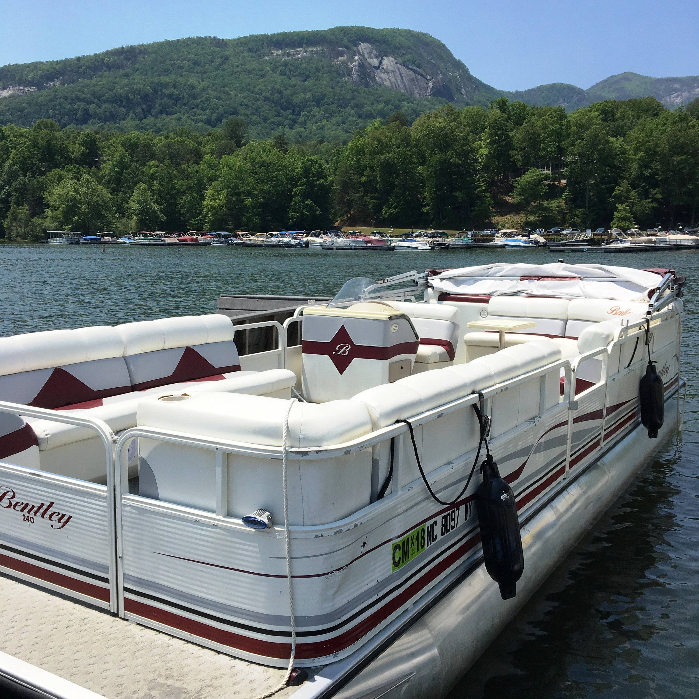 LAKE LURE BOAT RENTAL Qué SABER antes de ir (2024)