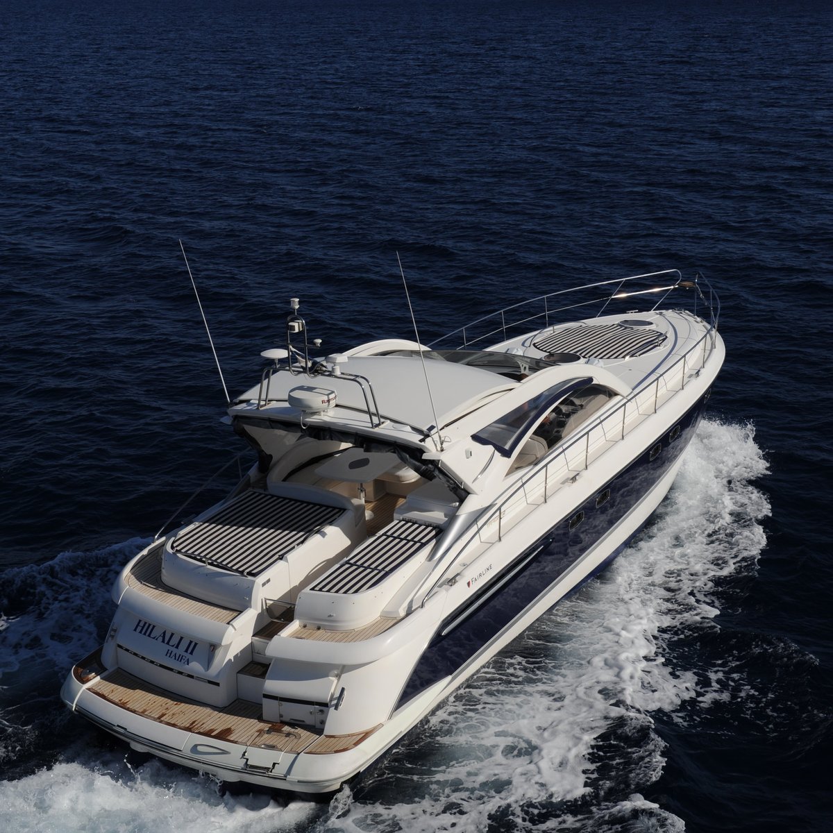 rent a yacht in eilat