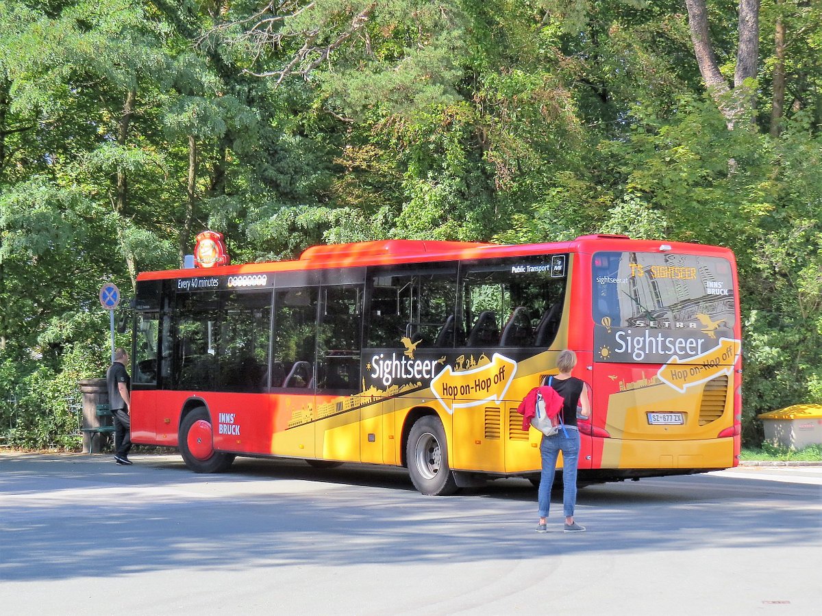 innsbruck tour bus