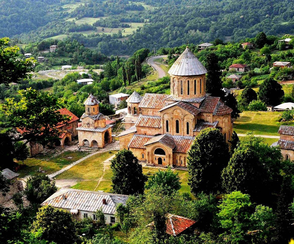 THE 10 CLOSEST Hotels to Motsameta Monastery