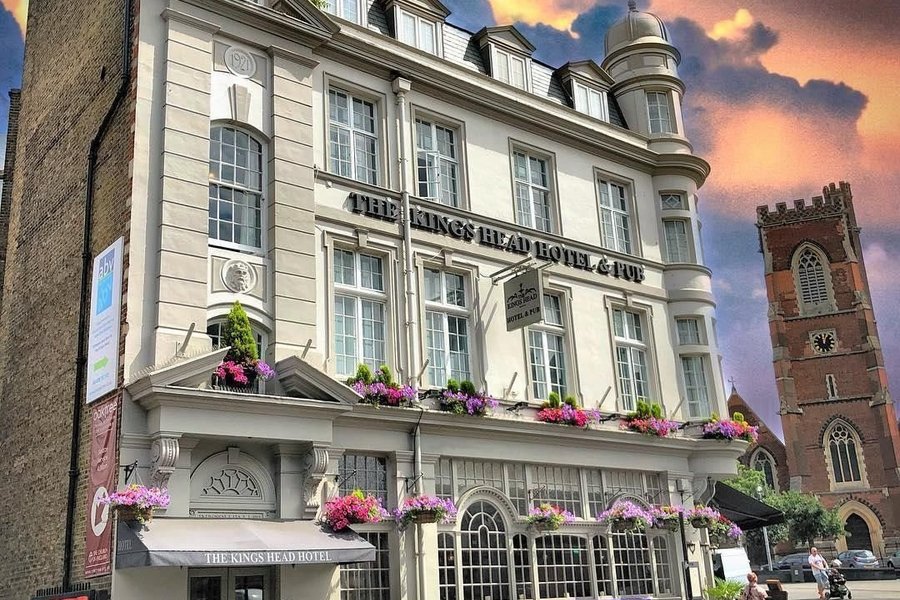 THE KINGS HEAD HOTEL & PUB $76 ($̶1̶0̶2̶) - Prices & Reviews - London, England - Tripadvisor THE KINGS HEAD HOTEL & PUB $76... 