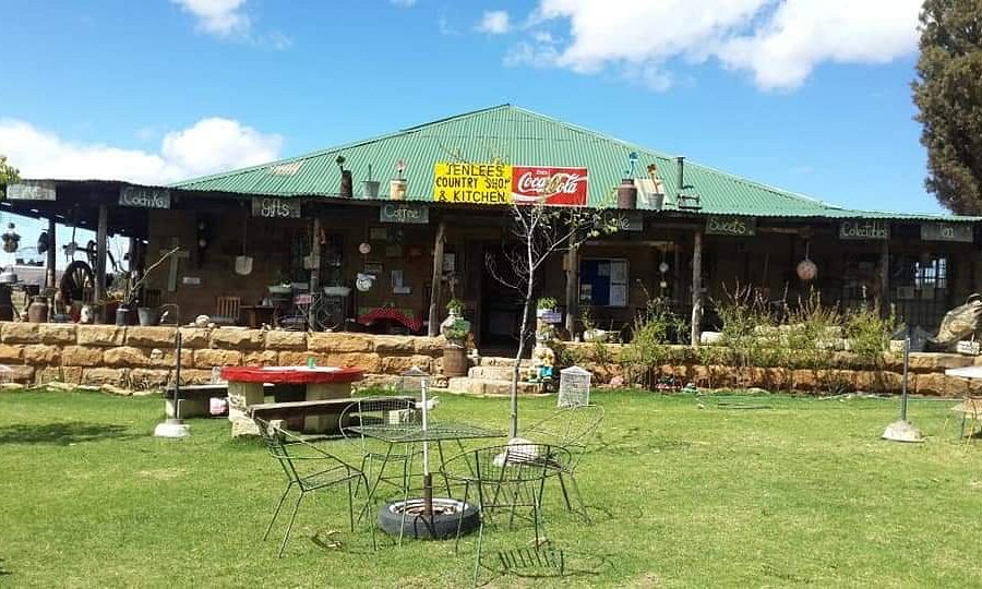 Jenlees Country Shop and Bistro image