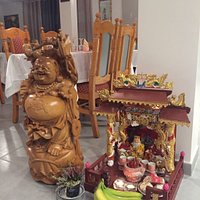 Le Petit Saigon