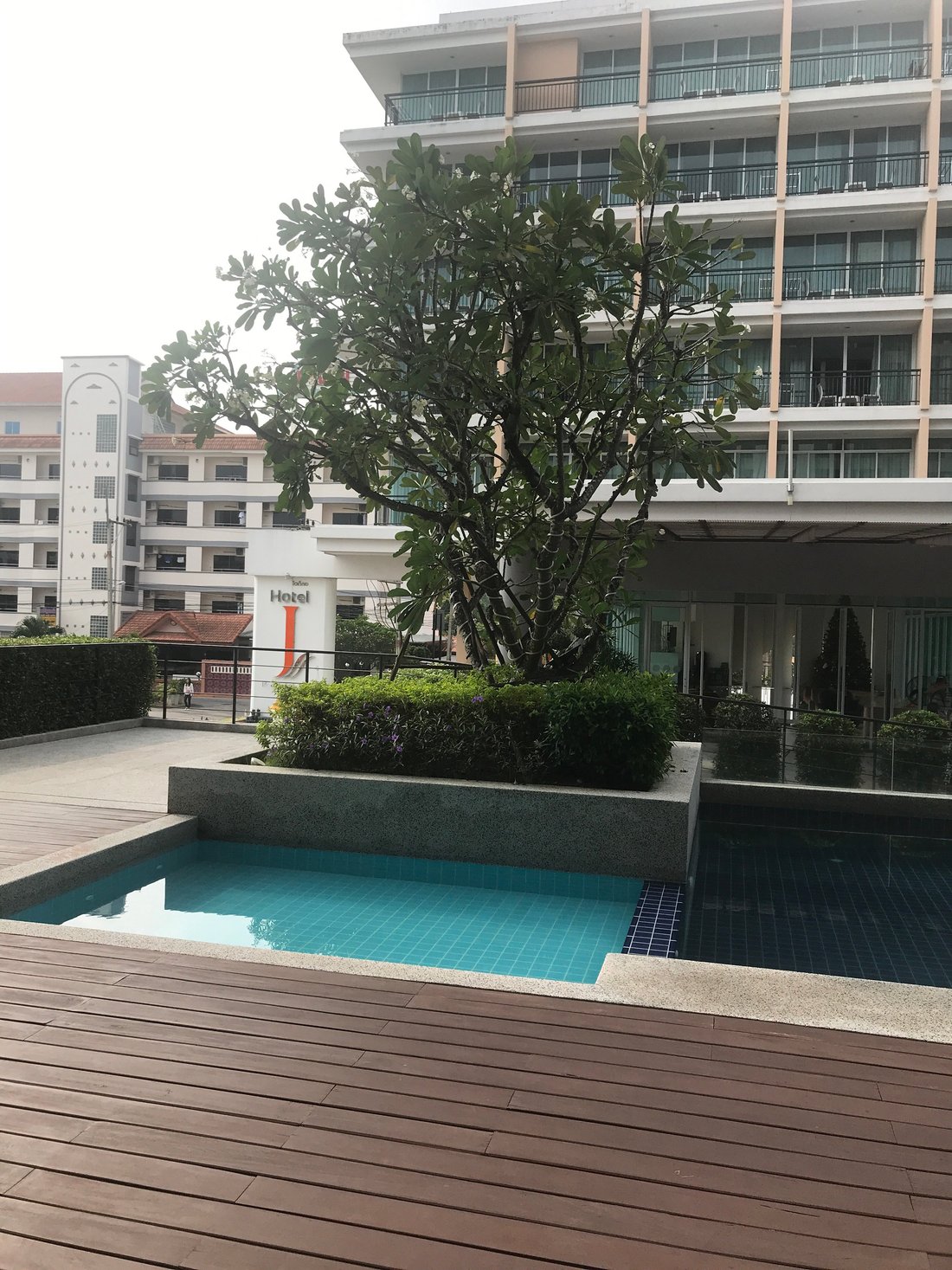 J INSPIRED HOTEL PATTAYA (Паттайя) - отзывы, фото и сравнение цен -  Tripadvisor