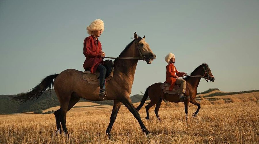 Turkmen Yurt - Turkmen horses for horseback riding tours