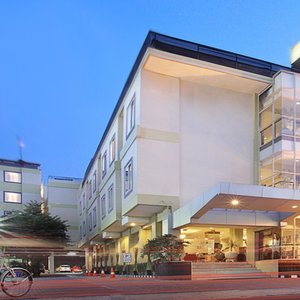 Grage Ramayana Hotel