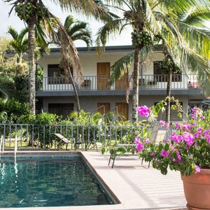 The pool is heated and the jacuzzi is hot and ready for our guests.
