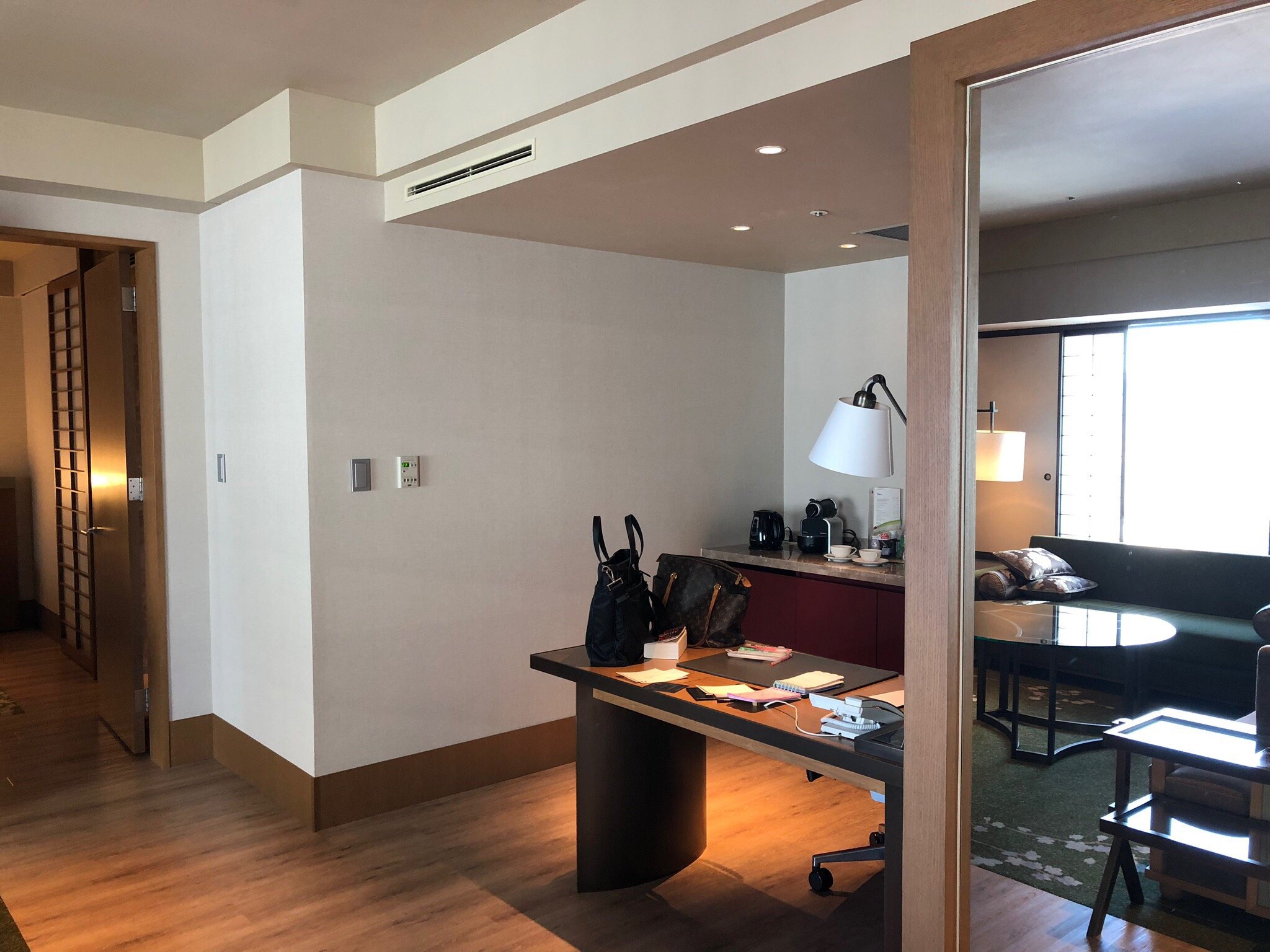 Review: Hilton Osaka (King Executive Room) - Plane Better