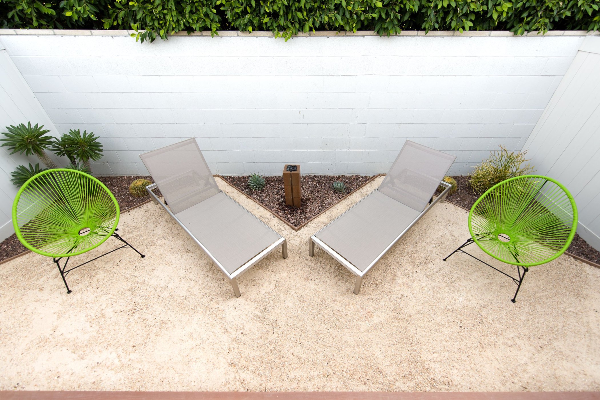 The Weekend, Palm Springs by null