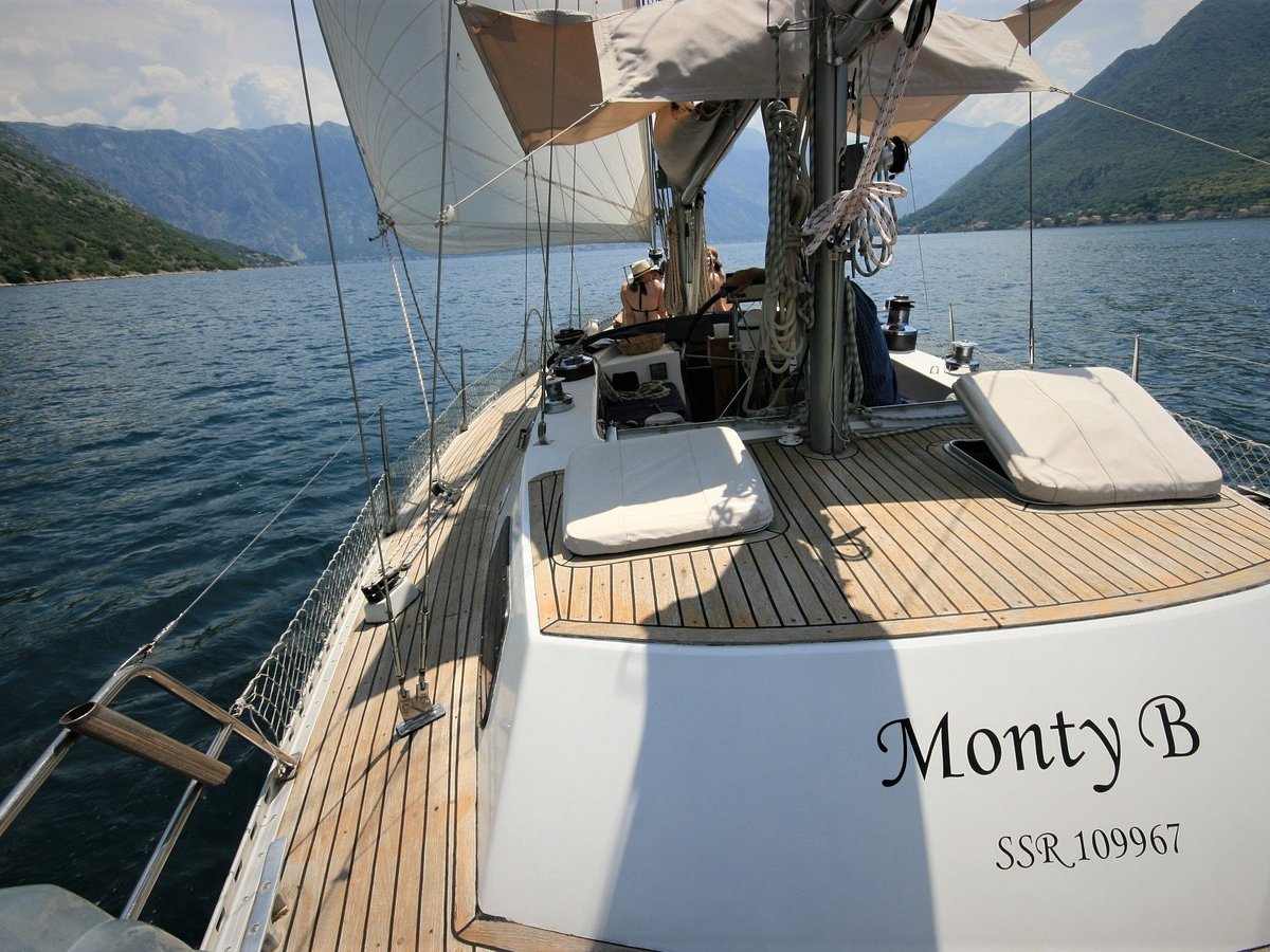 yacht monty b