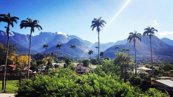Vista de uma de nossas suítes, venha viver a experiencia que a pousada Art e Flora Garden está disposta a lhe proporcionar !