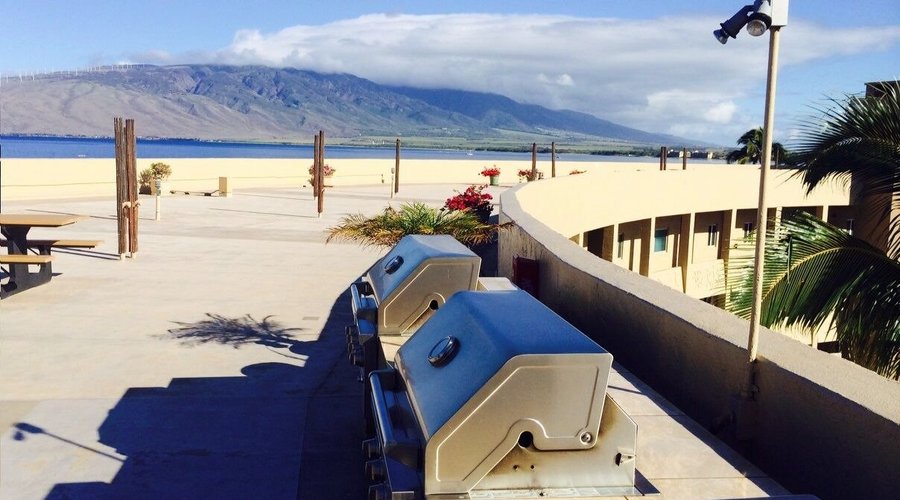 Take advantage of the rooftop propane BBQ facilities!